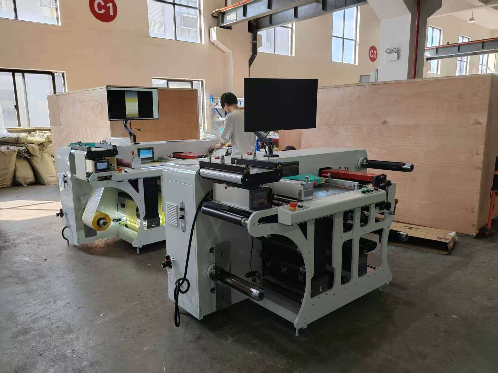 Zero-Defect Label Production: Automated Print Quality Inspection Machine 